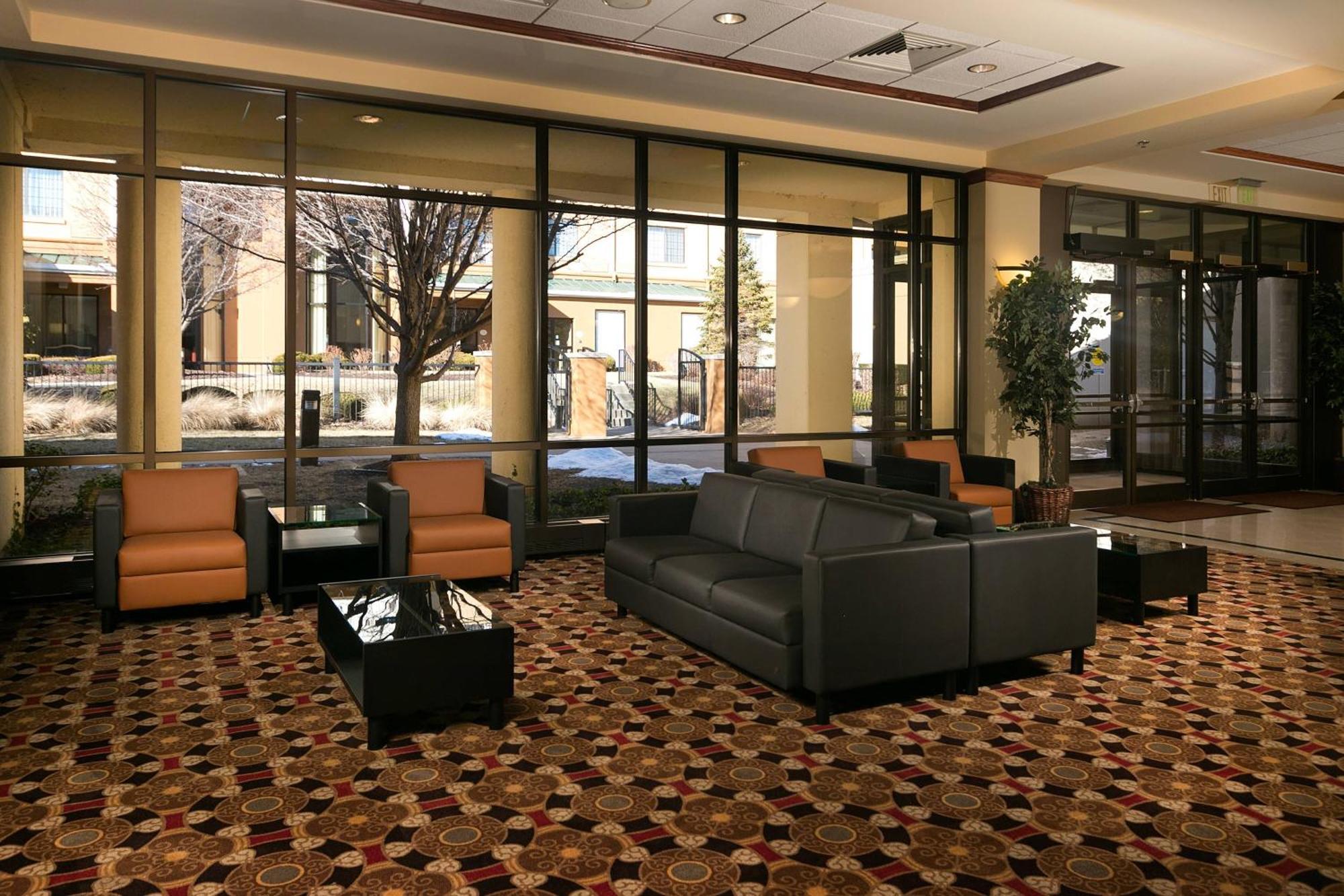 Courtyard Kansas City East/Blue Springs Buitenkant foto